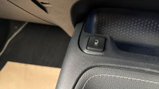 Toyota Corolla 1.8 VVT-i Hybrid Design 5dr CVT Hybrid Hatchback